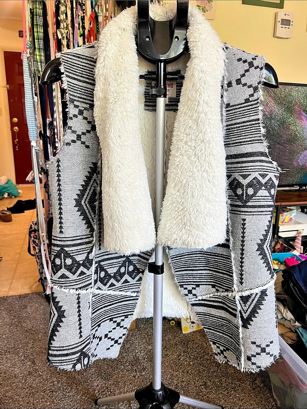 Mossimo Supply Co. Southwestern Aztec Sherpa Lined Vest. Southwestern Aztec